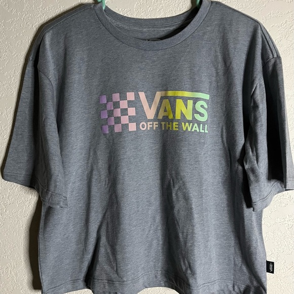 New Without Tags Vans Crop Top Size Medium - Picture 1 of 3